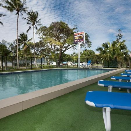 Coral Towers Holiday Suites Cairns Extérieur photo