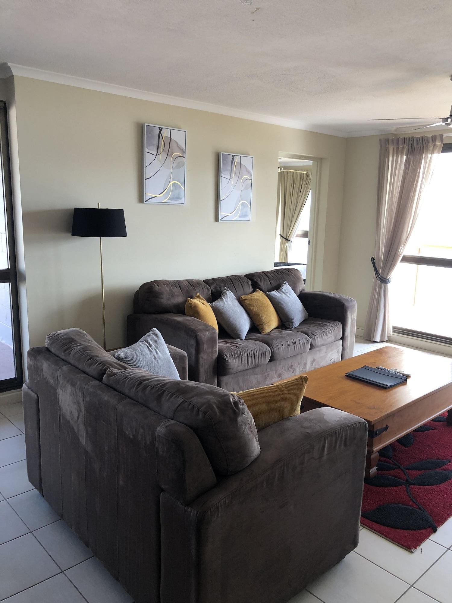 Coral Towers Holiday Suites Cairns Extérieur photo