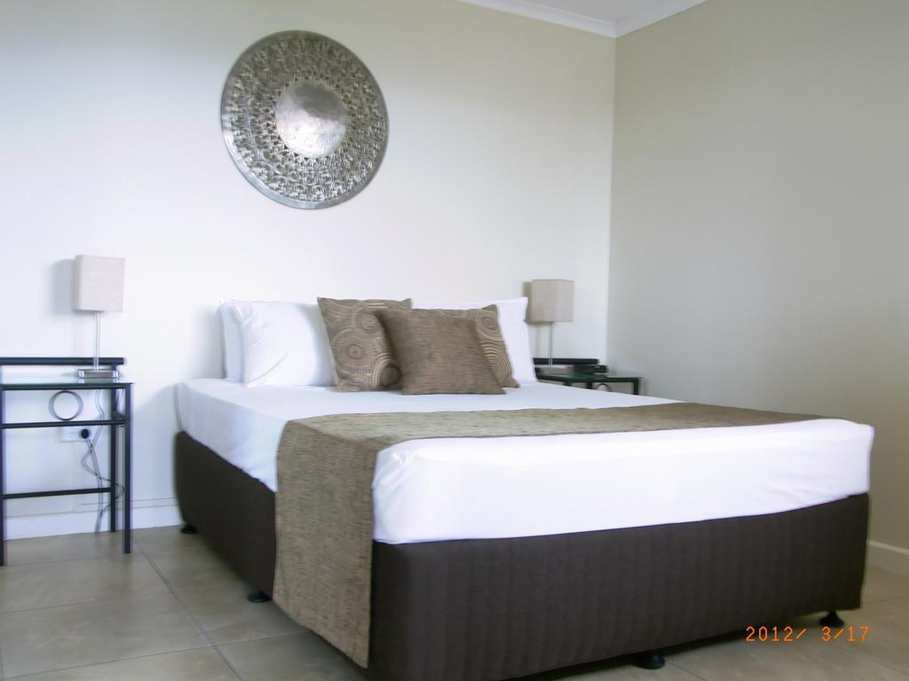 Coral Towers Holiday Suites Cairns Extérieur photo